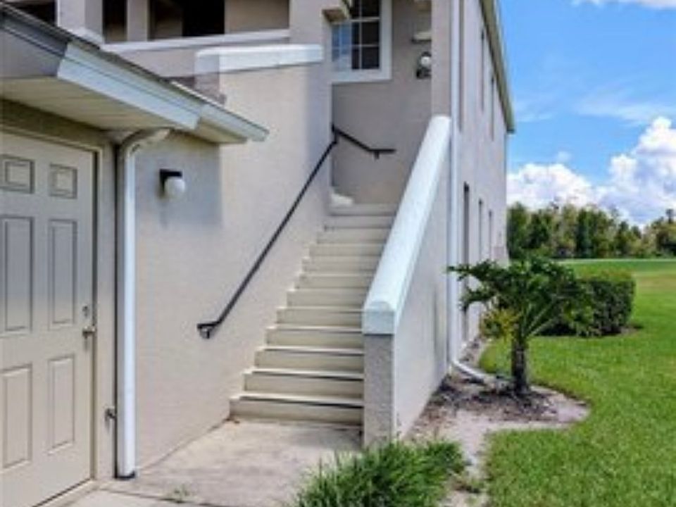 1st image of 9441 Myrtle Creek Ln APT 216
