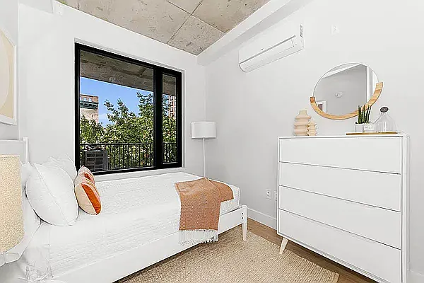 Rented by Highline Residential | media 32