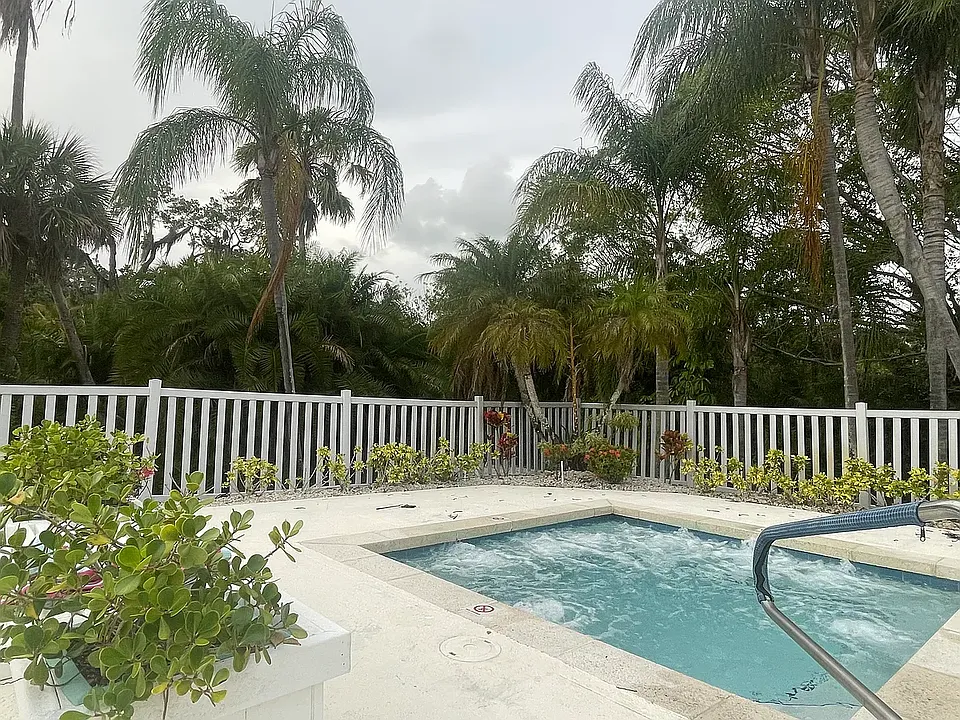 Eden Ct