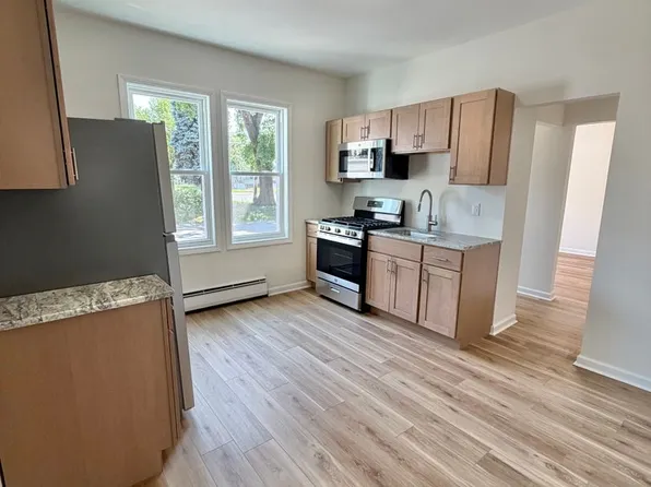 699 Stanley St, 699 Stanley St #1, New Britain, CT 06051