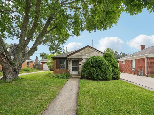 731 Willmor STREET, Racine, WI 53402