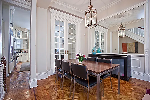 Sold by Vandenberg | media 1