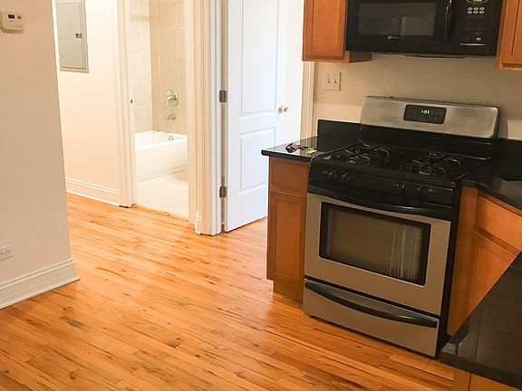 4th image of 7320 N Damen Ave #2011-2