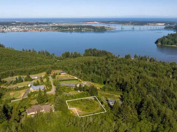 0 Chestnut Rd, North Bend, OR 97459