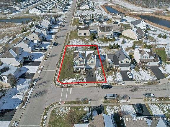 3rd image of 101 Bradley Ct