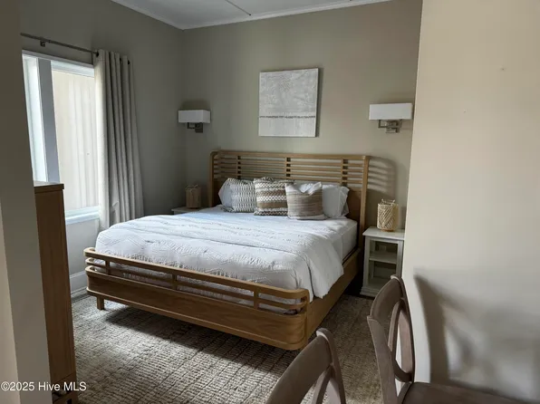 812 Shepard Street #225, Morehead City, NC 28557