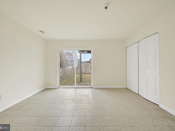 2nd image of 619 Lisa Ln