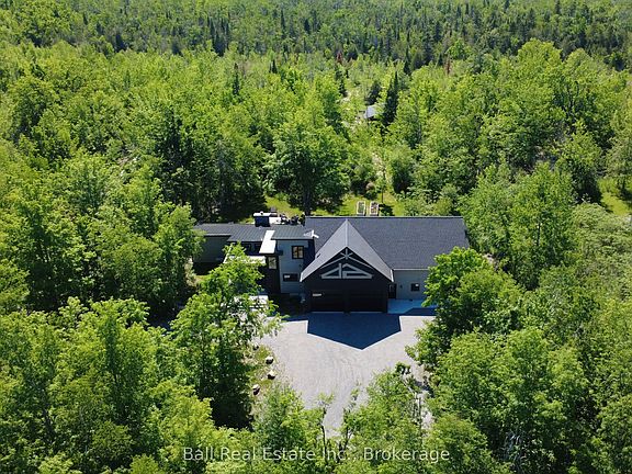 3rd image of 33 Laplantes Rd