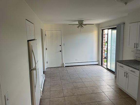 3rd image of 10320 Mansfield Ave #3