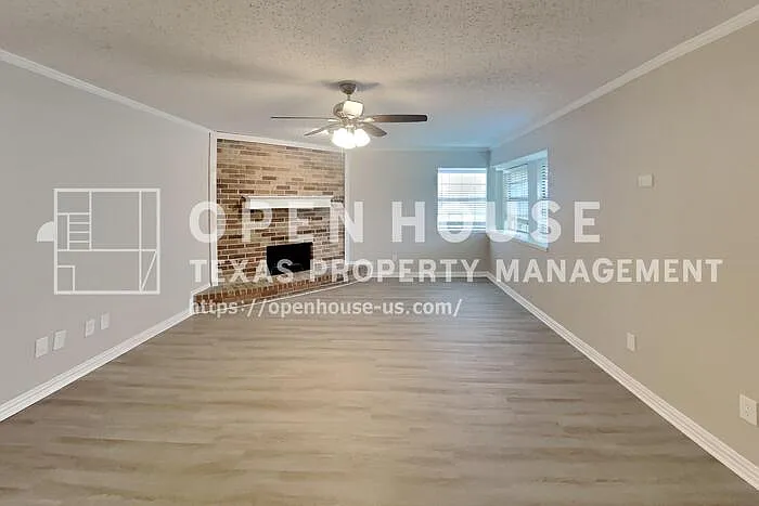 3804 Grecian Ct — Photo 3