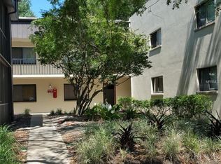 11722 Raintree Village Blvd APT B, Temple Terrace, FL 33617