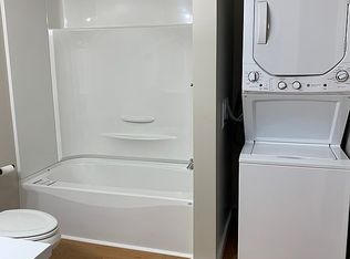 75 Mount Vernon St #2, Dover, NH 03820