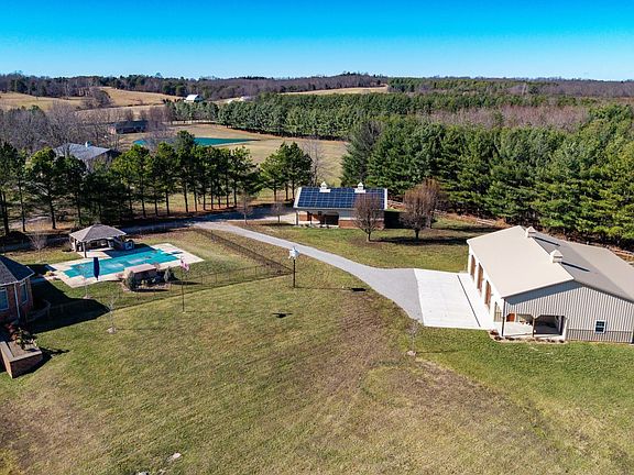 4th image of 2270 Vanco Rd