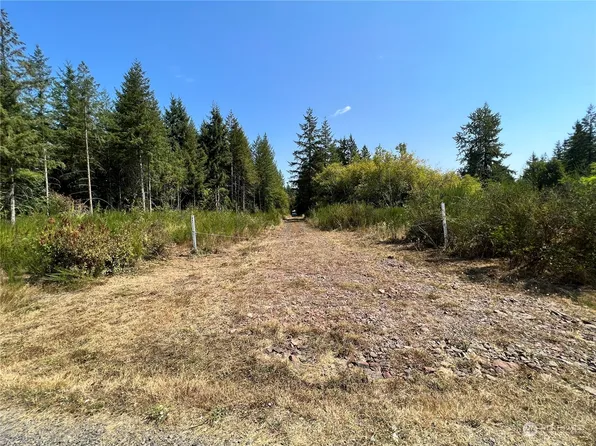 241 Bremgartner Road, Winlock, WA 98596