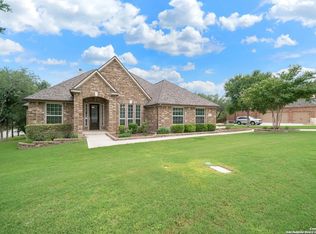 519 Barden Pkwy, Castroville, TX 78009