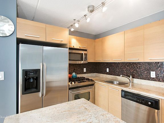 4th image of 1155 Warburton Ave APT 9K
