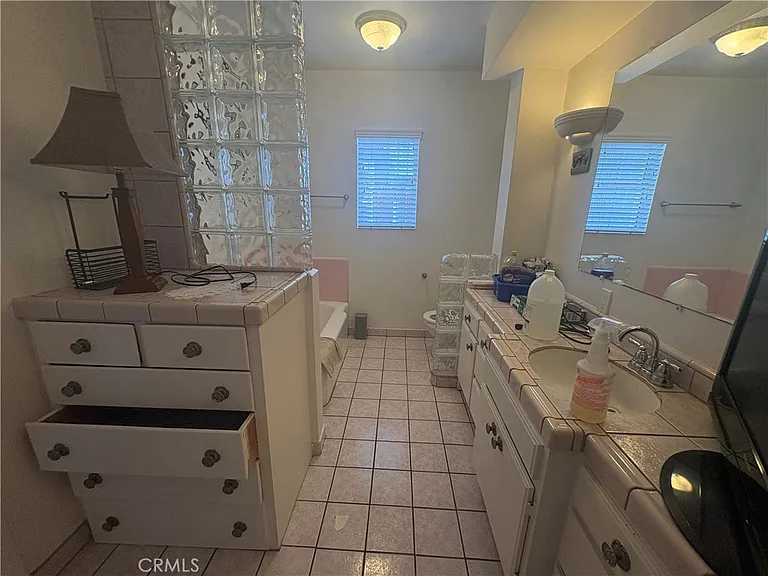 9407 Dorothy Ave — Photo 5