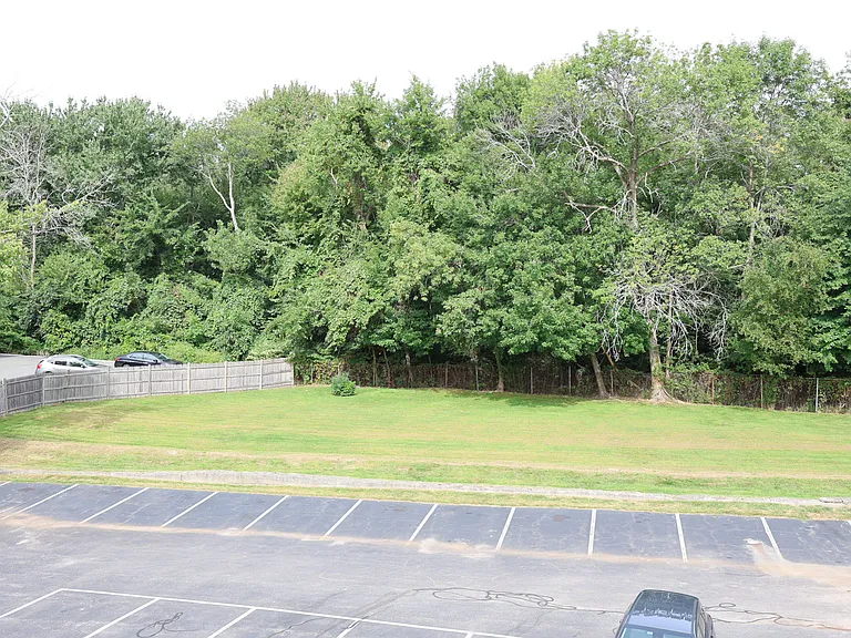99 Elmwood Park — Photo 16