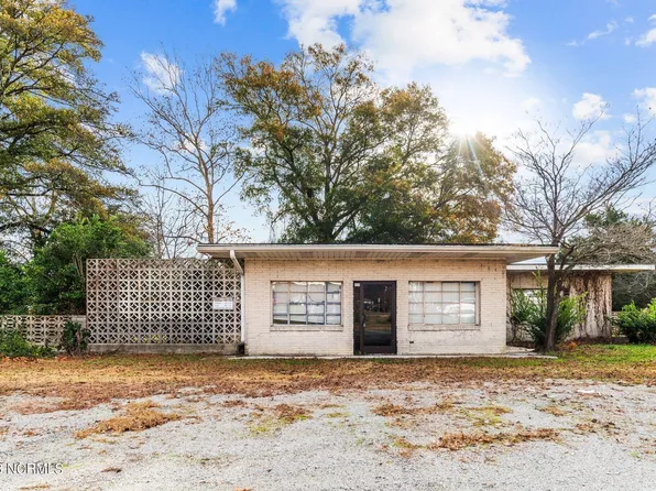 801 East Blvd #1, Williamston, NC 27892