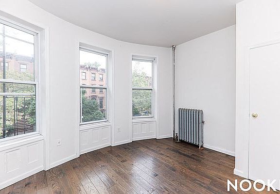 2nd image of 204 Macdonough St #4D