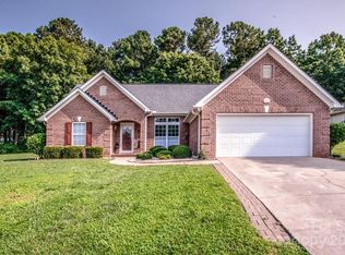 120 Whimbrel Ln, Mooresville, NC 28117