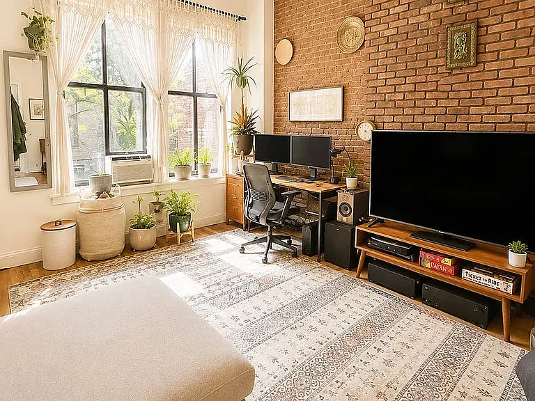 160 W 76th St #1B — Photo 5