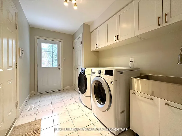 2524 King Richards Pl — Photo 21