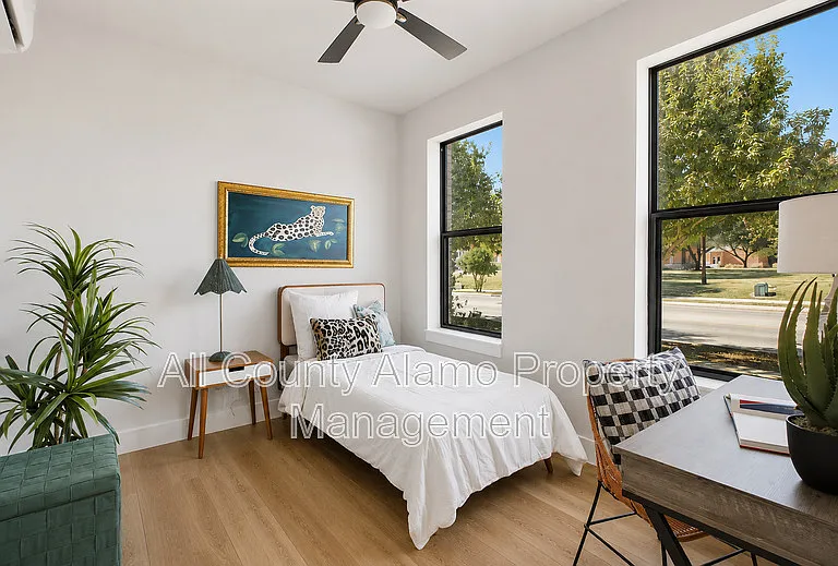 7930 Kennedy Hl — Photo 24