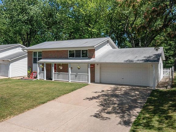 2nd image of 5304 Ville Cecelia Ln
