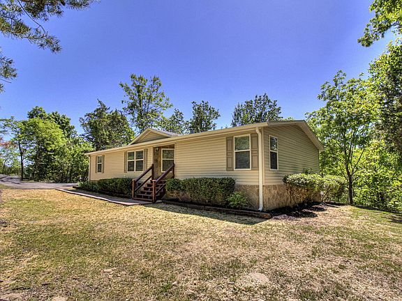4th image of 984 Pleasure Rd