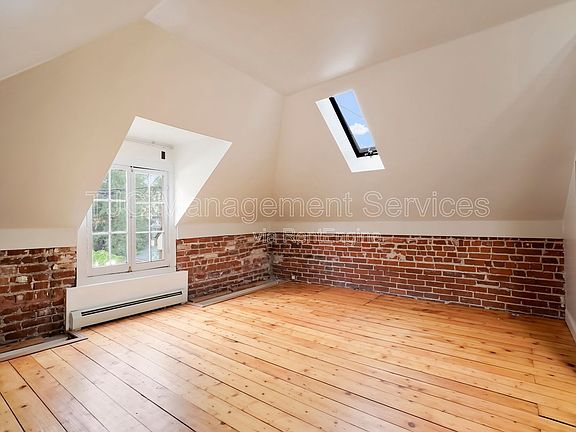 2nd image of 1565 N Race St