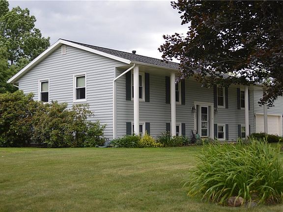 2nd image of 5927 Hillhaven Dr