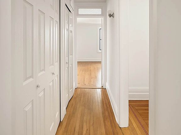 5th image of 131 Joralemon St APT 36