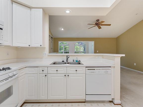 4th image of 6610 Netties Ln Unit M