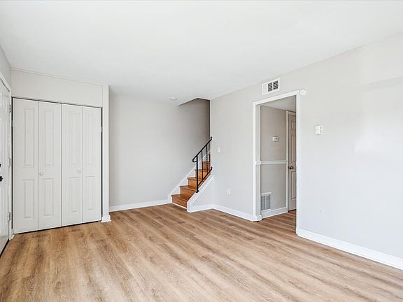 4th image of 119 W Orndorff Dr