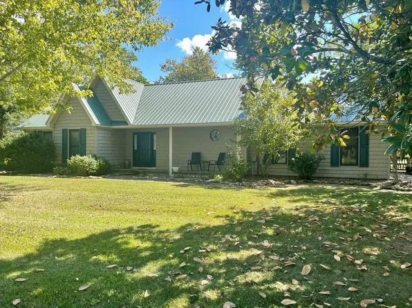 5027 Fanchers Mill Rd, Sparta, TN 38583