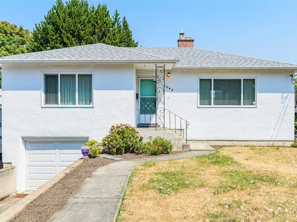 1040 Craigflower Rd, Esquimalt, BC V9A 2Y1