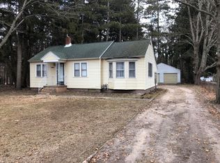 3942 Lake Harbor Rd, Muskegon, MI 49441