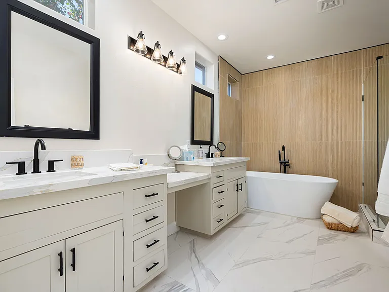 45168 Coeur Dalene Dr — Photo 49