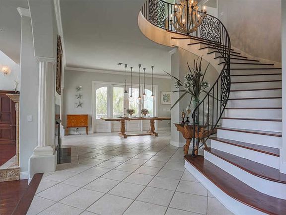 5th image of 24 Seashore Dr