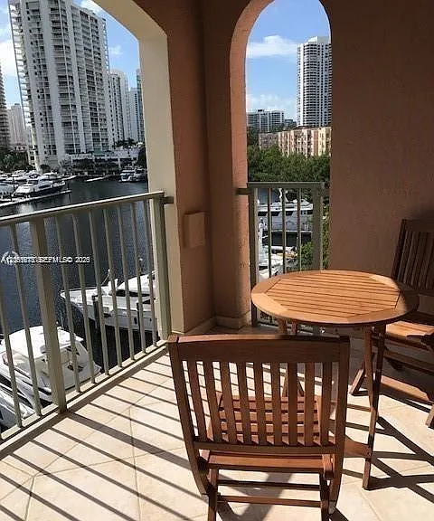 19901 E Country Club Dr #2604 — Photo 3