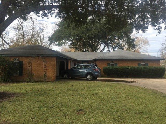 2nd image of 6112 Deerfield Dr