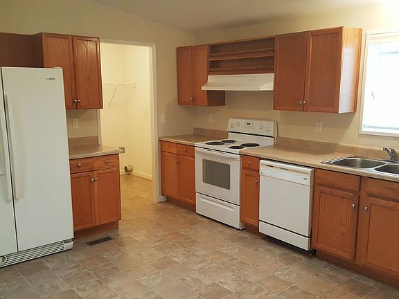 4th image of 1834 Springwood St