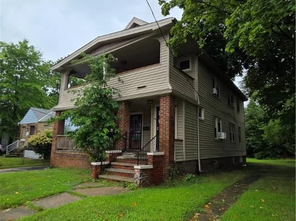 17817 Grovewood Ave, Cleveland, OH 44119