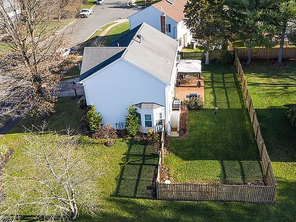 3rd image of 14415 Round Lick Ln