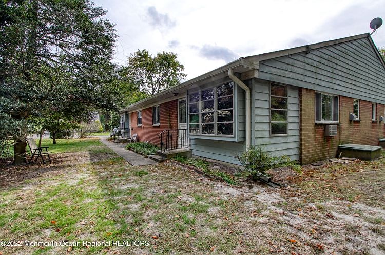 1st image of 13 Betsy Ross Ln #C
