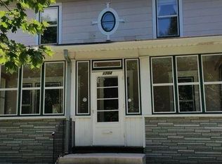 1704 Ashland Ave, Saint Paul, MN 55104