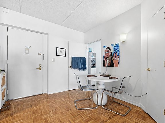 3rd image of 1787 Madison Ave APT 506