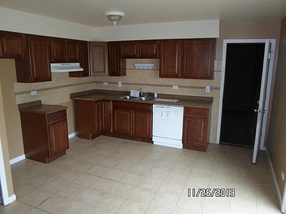 5th image of 4037 W 186th Pl