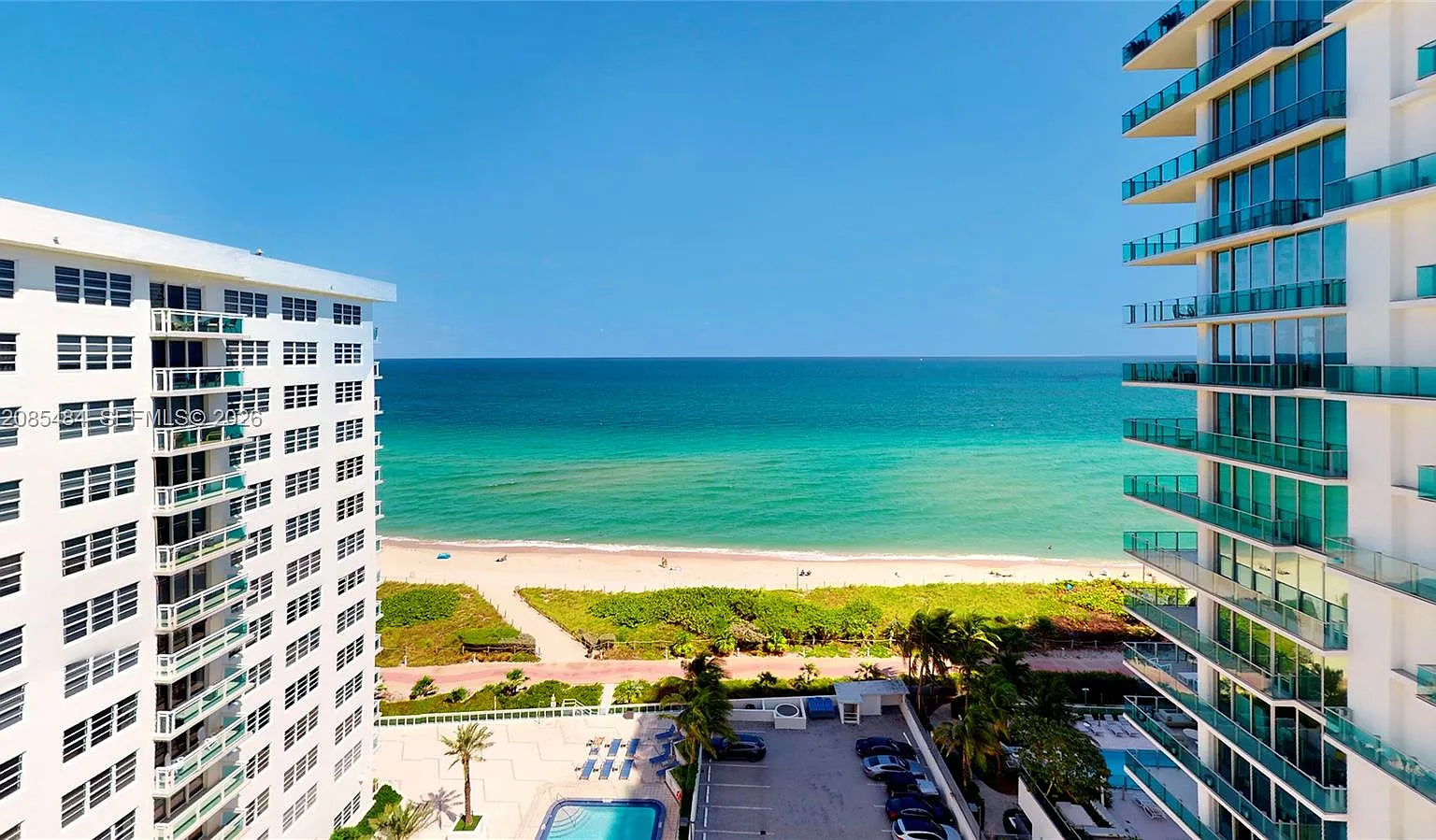 The Collins Condo — Photo 1
